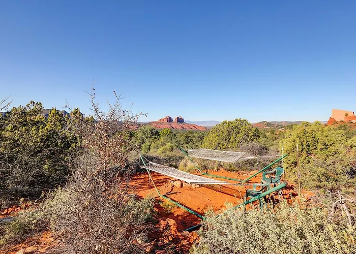 Amazing Views & On-site Hiking: