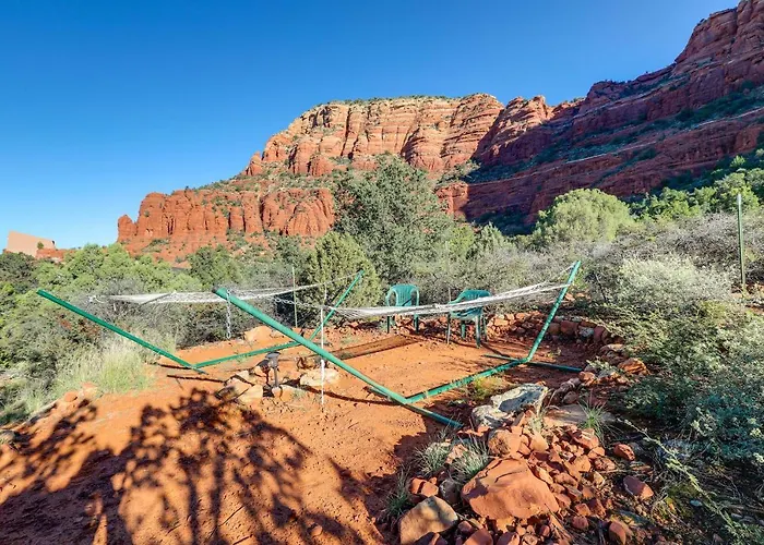Amazing Views & On-site Hiking: Apartment *